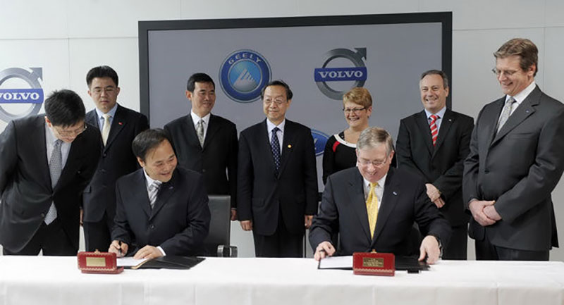 Tỷ phú Trung Quốc vừa thâu tóm cổ phần Mercedes giàu cỡ nào?